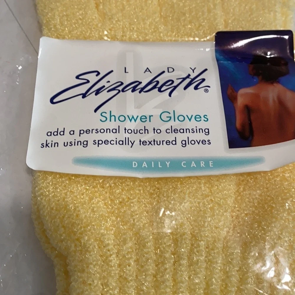 Lady Elizabeth shower gloves